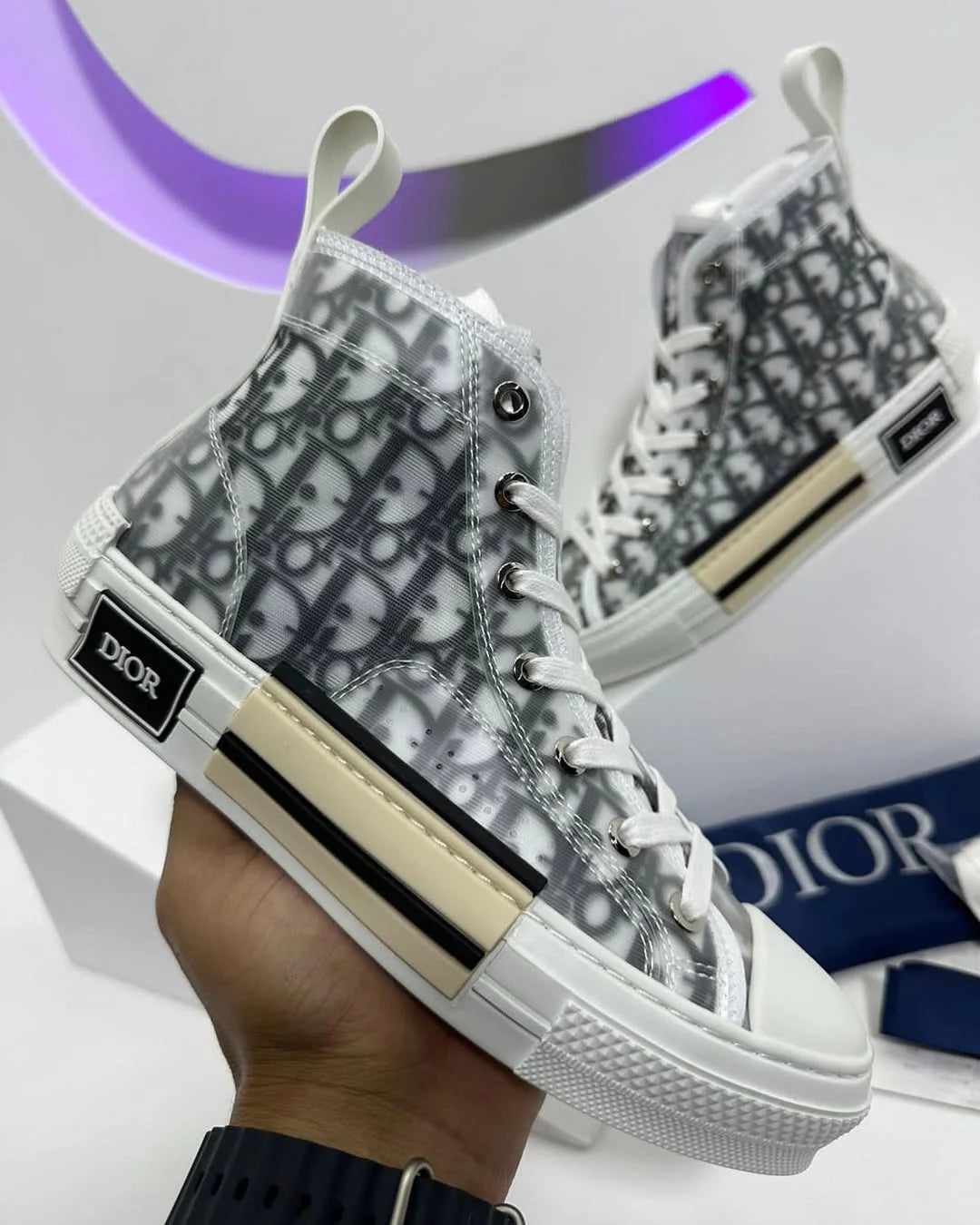 DIOR B23