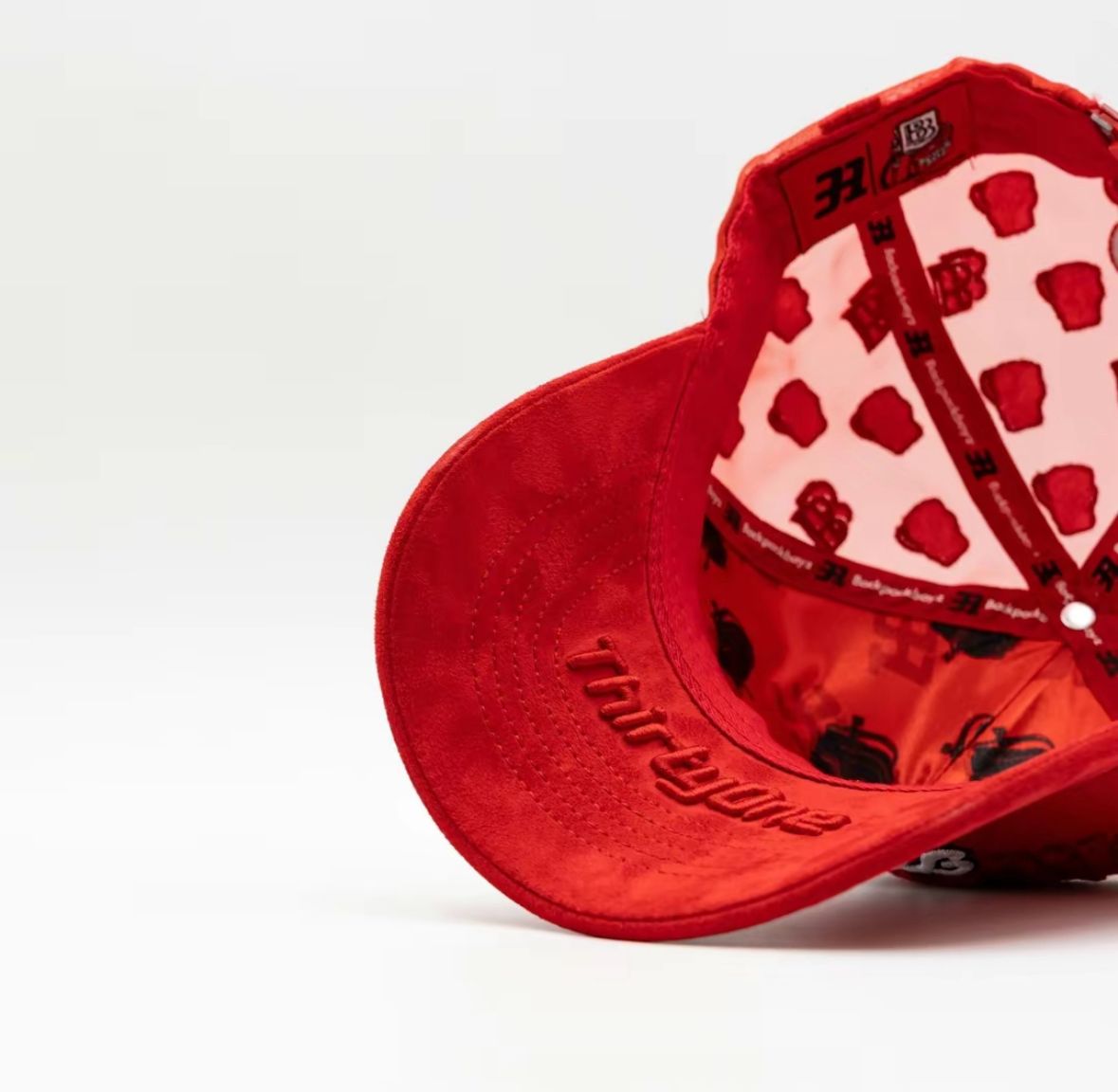 31 HATS BACKPACKBOYS