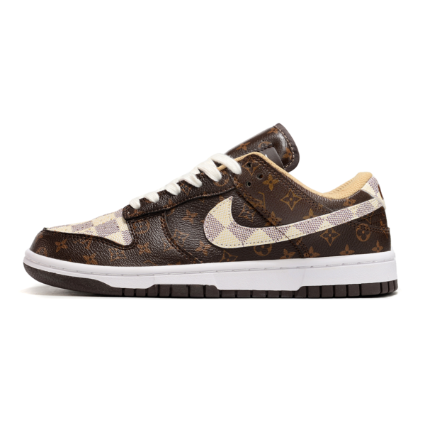 Nike SB Dunk Low