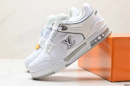 Louis Vuitton LV