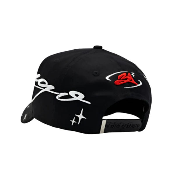 31 Hats “The Magician” Red