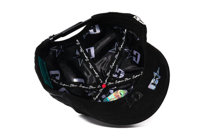 THE STAR IN BLACK