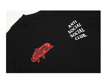 PLAYERA ANTI SOCIAL SOCIAL CLUB UTOPIA TEE