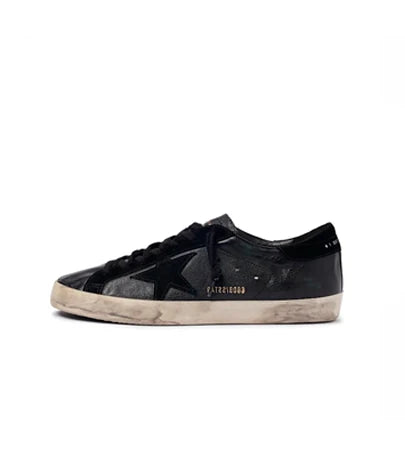 GOLDEN GOOSE